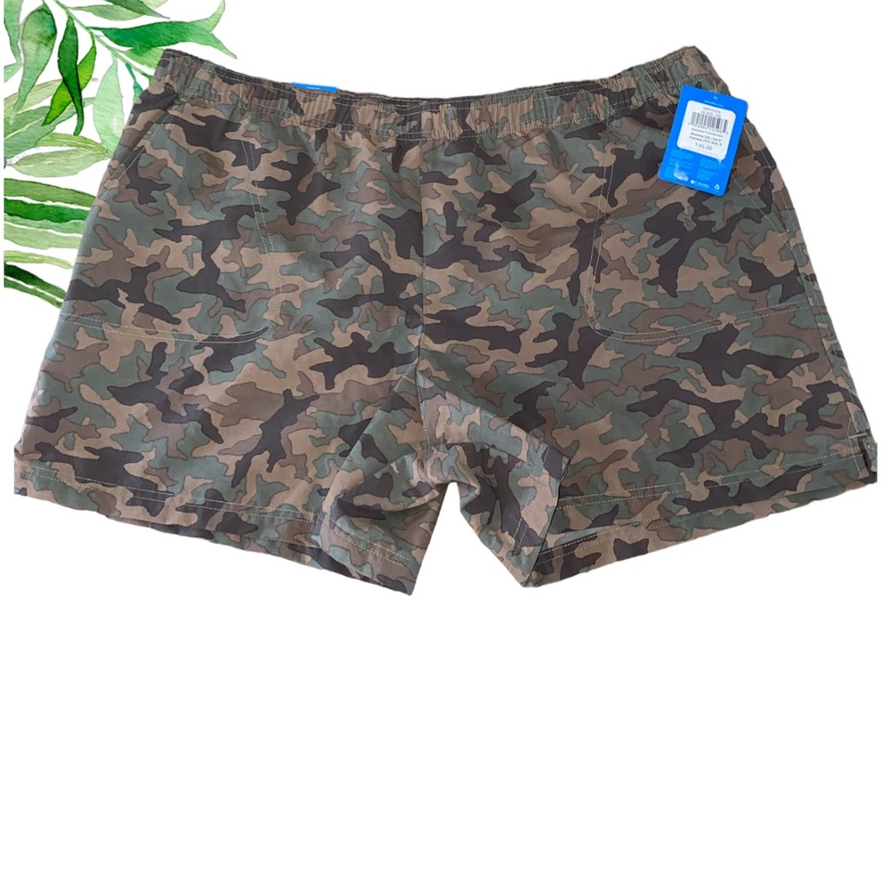 NWT Sandy River™ II Printed Short
Womens XXL